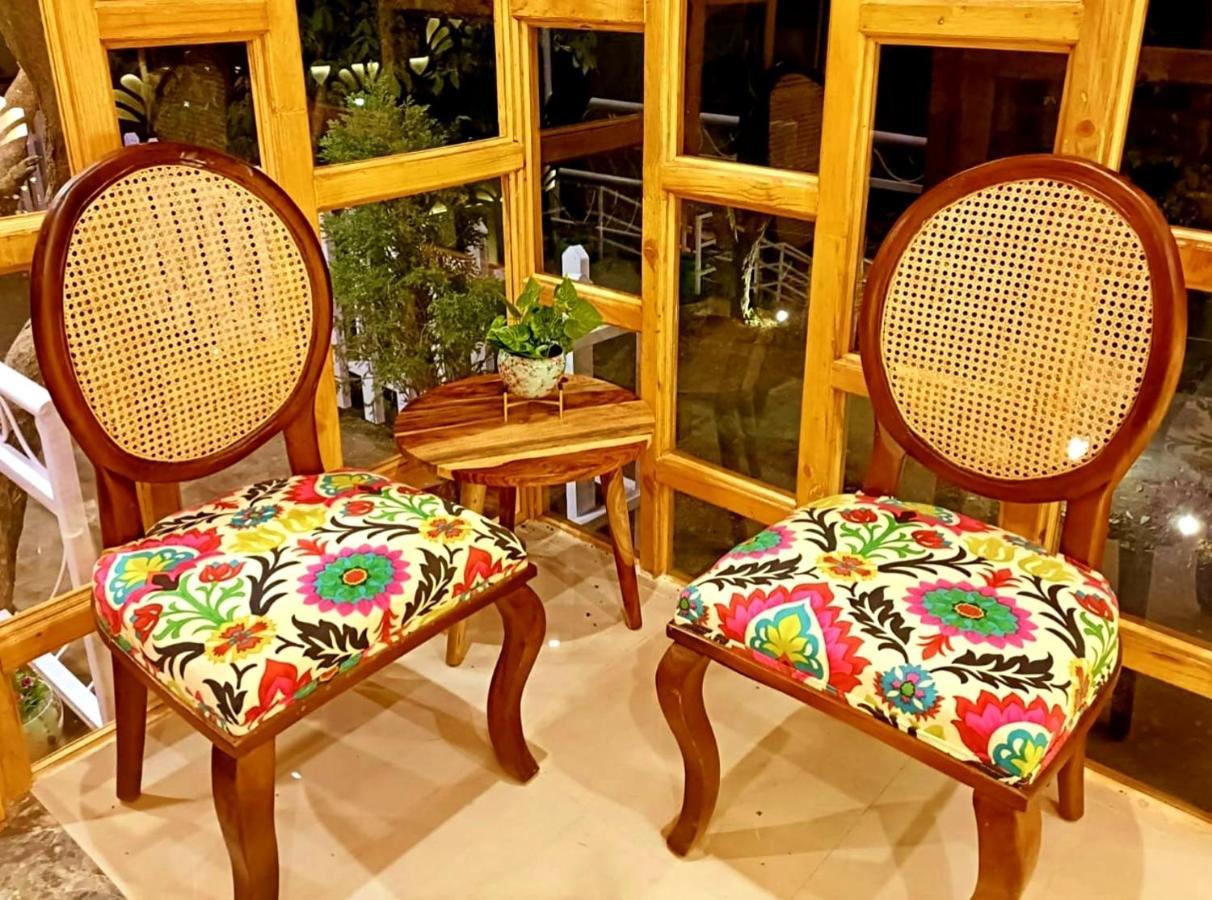 Aamod At Shoghi Luxury Cottage Resort Shimla Exterior foto
